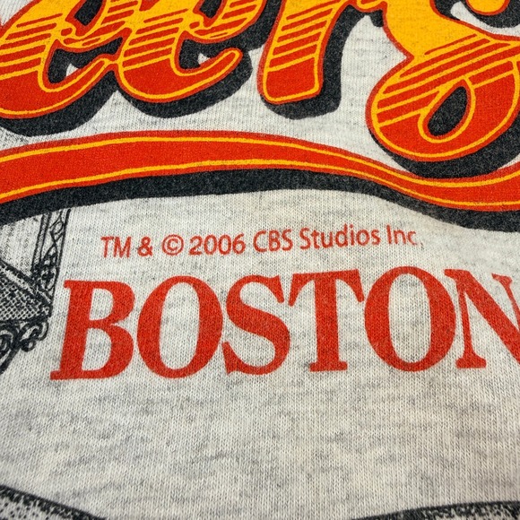 Gildan Cheers Boston Mens Large Gray Graphic T-Shirt 2006 CBS Studios Inc L - Picture 4 of 10